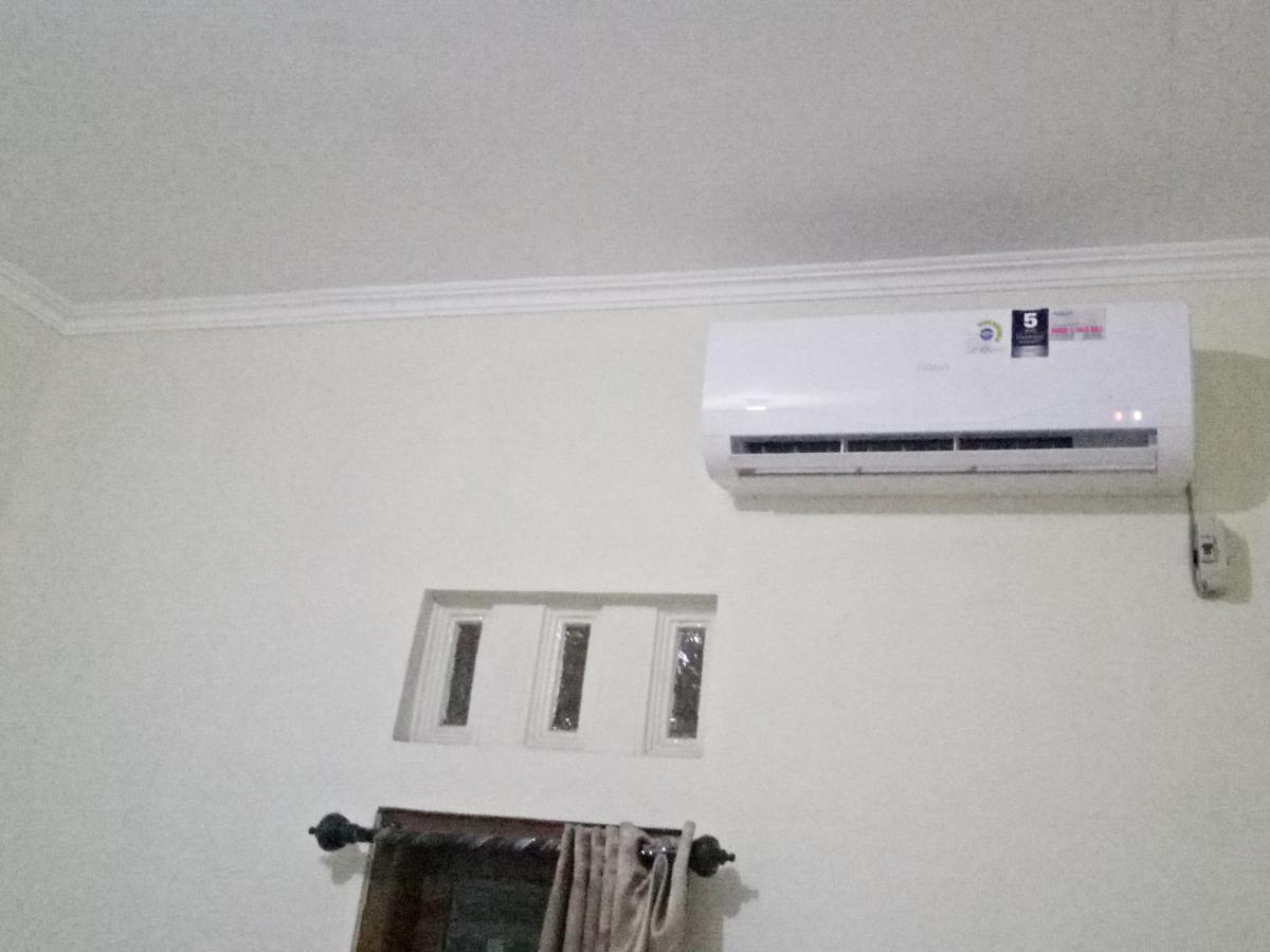 מג'לנגקה Wisma Andali Syariah Near Rsud Cideres מראה חיצוני תמונה